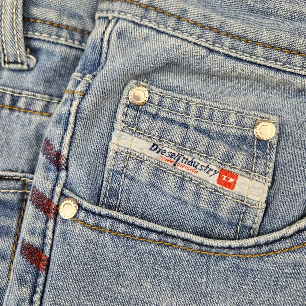 Diesel Industry Mens Distressed Light Wash Straight Leg Jeans Size 36 Button Fly